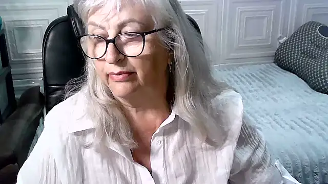 LolkaAlyss webcam