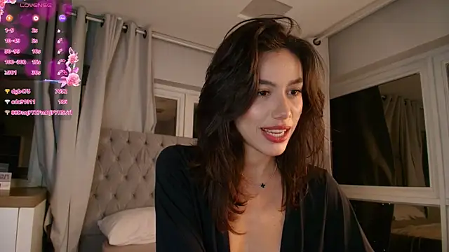 carol_daniel (F teen) - doggy pose and shake ass