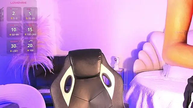 SelenaRogers webcam