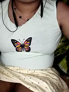 Khosi_Moni live cam on StripChat