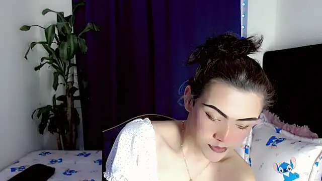 NathalialLooes live cam on StripChat