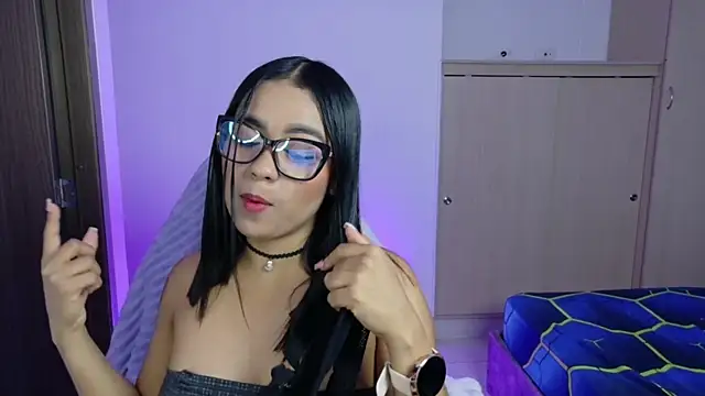 manuela99x live cam on StripChat
