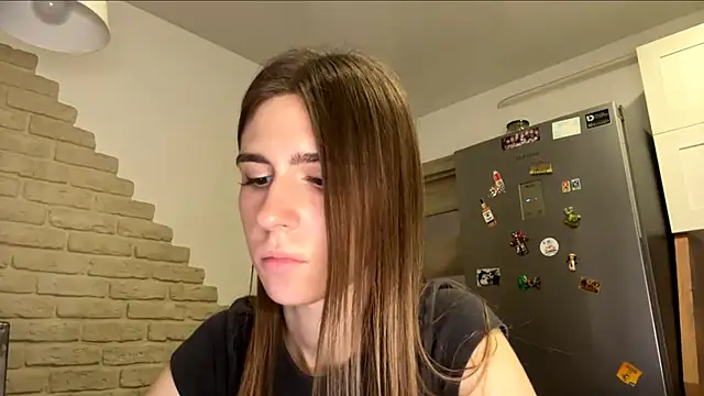 ZaraGuyette webcam
