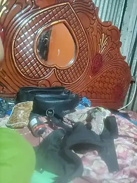 Suha_Mony webcam