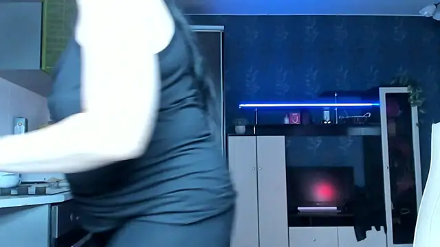 Lucky_Milf webcam