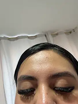 Aylin_Fox webcam
