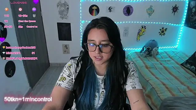Cherry_blush_ live cam on StripChat