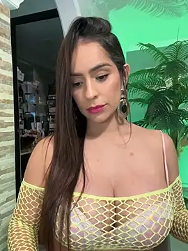 Mau_White live cam on StripChat