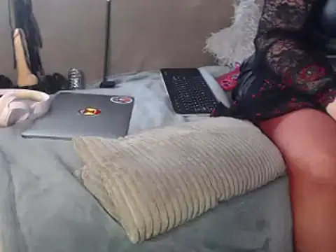 GoddessMonicaAngels webcam