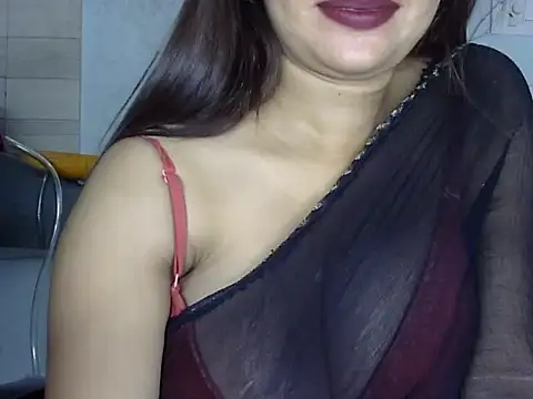 Love-zara-love webcam