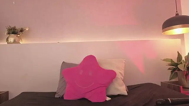 allisonroberts_ - AllisonRoberts_'s free webcam - UK Sex Cams