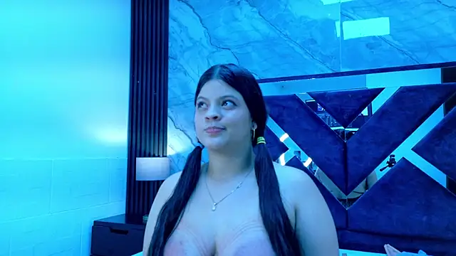 KarinaSimonz webcam