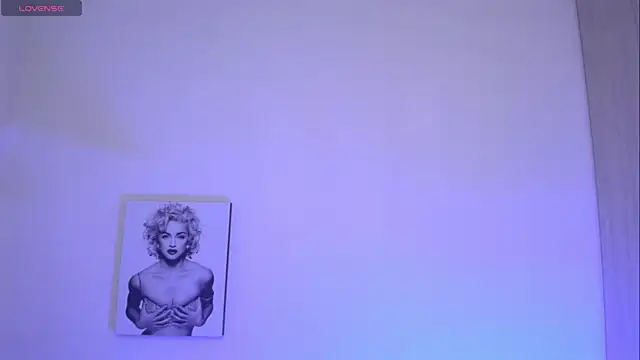 Millie_bobby webcam
