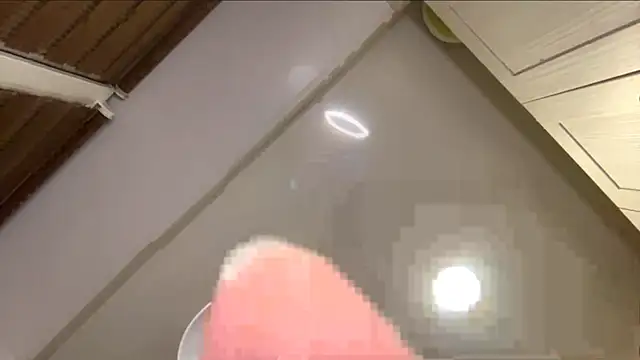 ZaraGuyette webcam