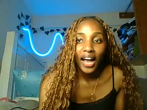 Velvet_peach webcam