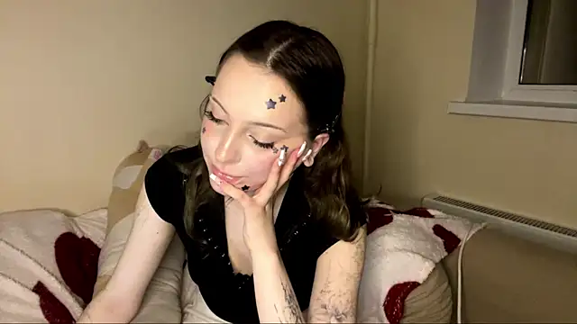 yanashowsy webcam