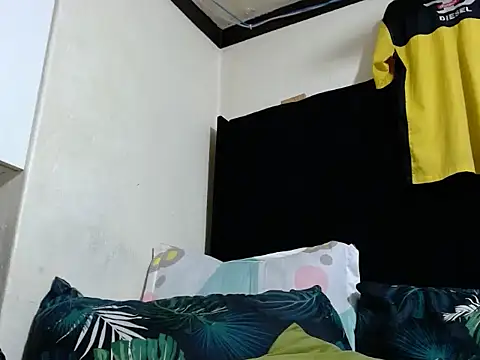creamyslender23 webcam