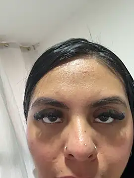 Aylin_Fox webcam