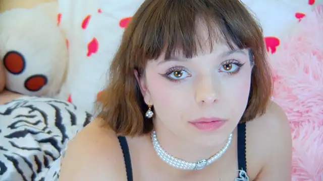 ElisabethDavis webcam