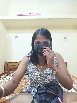 Tamil_Ishu live cam on StripChat