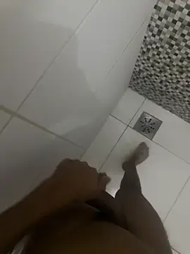 Juniornovinho80 webcam