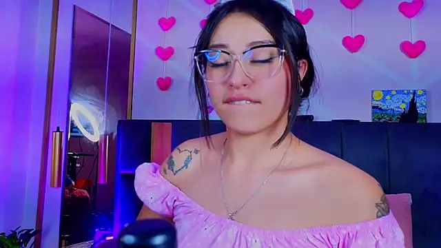 MadyJackson webcam