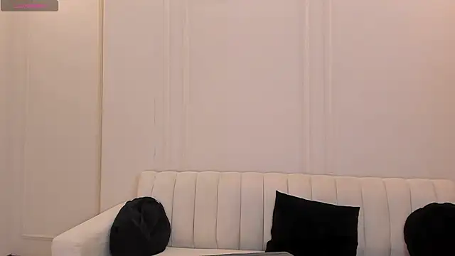 AmaliaCrus webcam