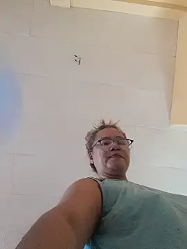 loriepinay46 webcam