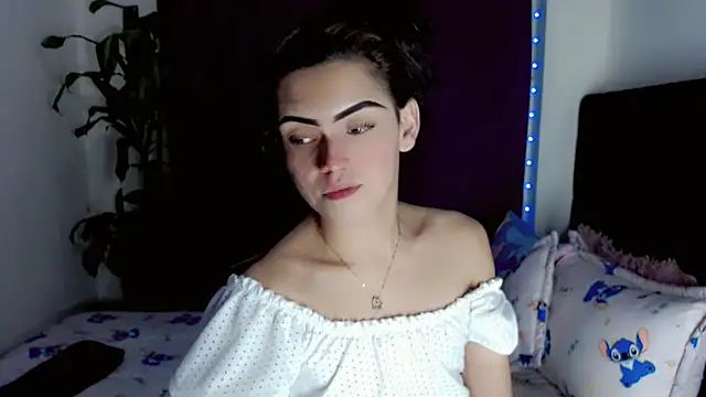 NathalialLooes live cam on StripChat