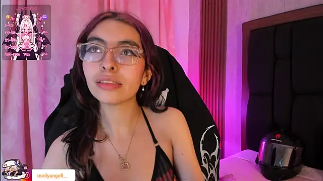 Molly_A webcam