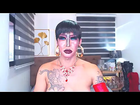 DominateMistressTania webcam