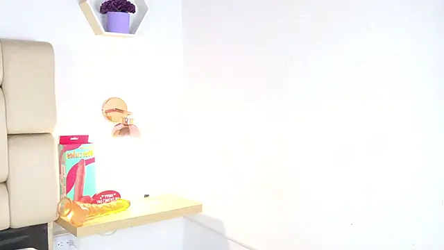 kaia_boobs webcam