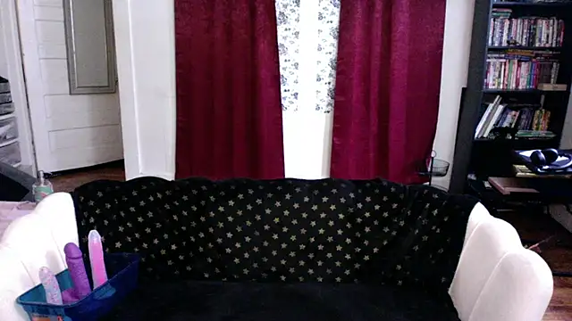 AnnwynBelle webcam
