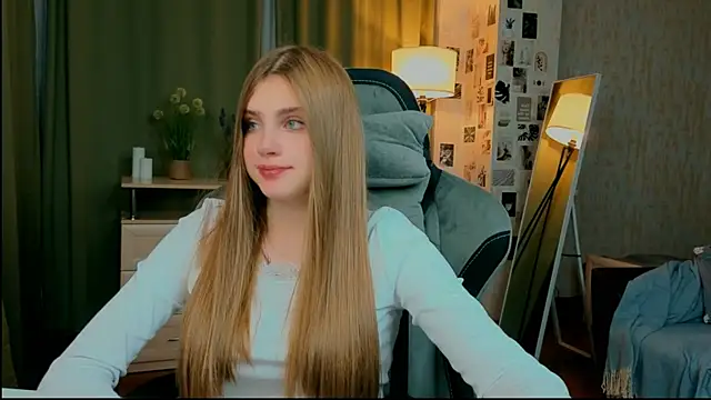 yourbeautyarya webcam