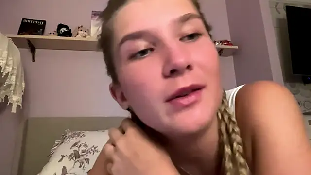 MyraCadoff webcam