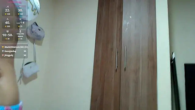 liz7skinny webcam