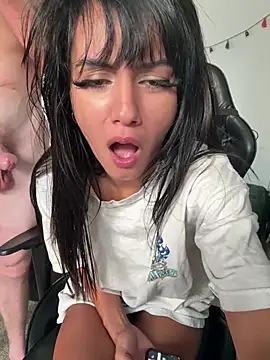 Kittybangerangbang webcam