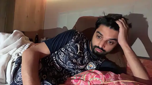 priyxh live cam on StripChat