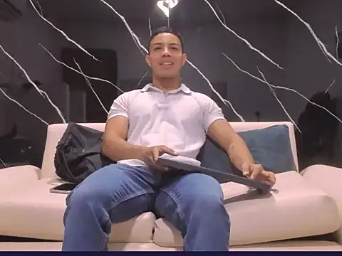 ChristopheRivera live cam on StripChat