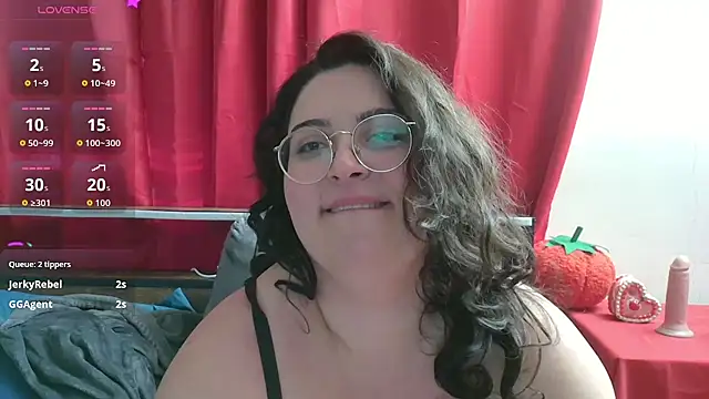 squishkink live cam on StripChat