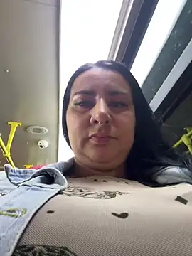 Abril_Luv webcam