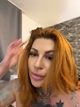 krysstal003 Live Webcam on Stripchat