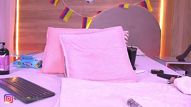 danna_berlin_ webcam