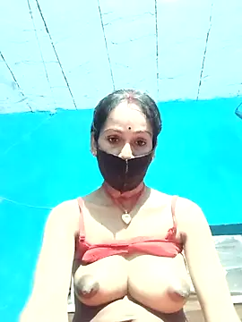 Nandani-758 webcam