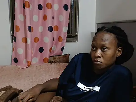 CandyLovesU2 webcam