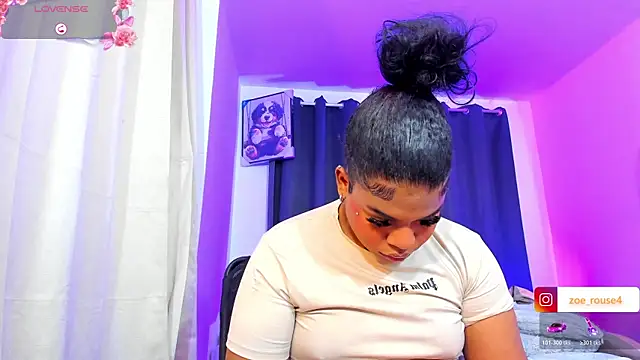 zoee_rose webcam