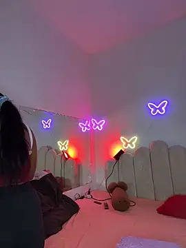 AlisonHoot69 webcam