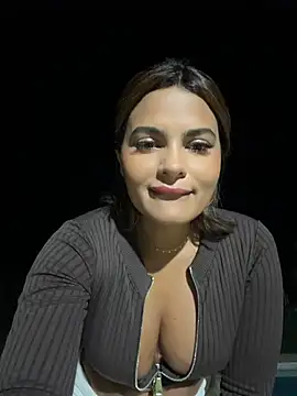 Irina_Velvett webcam
