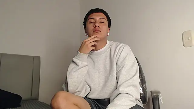 Owenn__blueee webcam