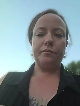 julimonroe webcam